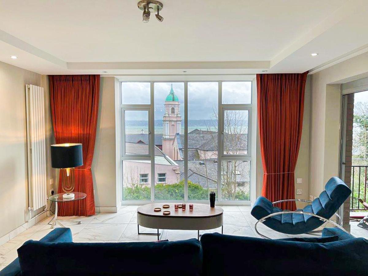 Modern Luxurious Apartment W/ Patio Balcony & View Jordanstown Exterior foto